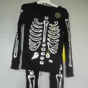 Cat & Jack Glow in the Dark Skeleton Pajamas Size 6 NWT